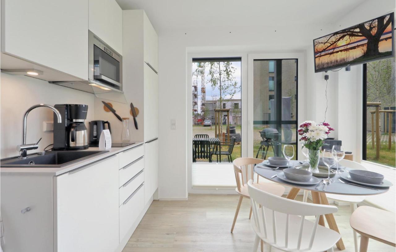 Nice Apartment In Lembruch-Duemmer See With Wifi Exterior photo